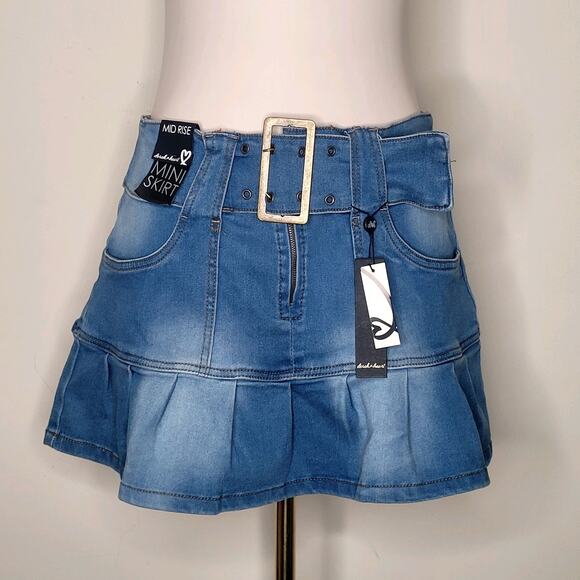 Derek Heart Y2K Vibes‎ Mini Low Rise Pleated Peplum Skirt Fairy Grunge Sz 9 NWT - Picture 1 of 8